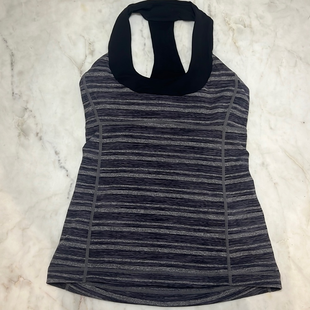 LULULEMON size 4 tank